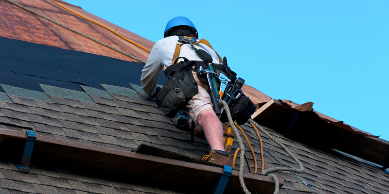 Roof Maintenance in Neenah, Wisconsin